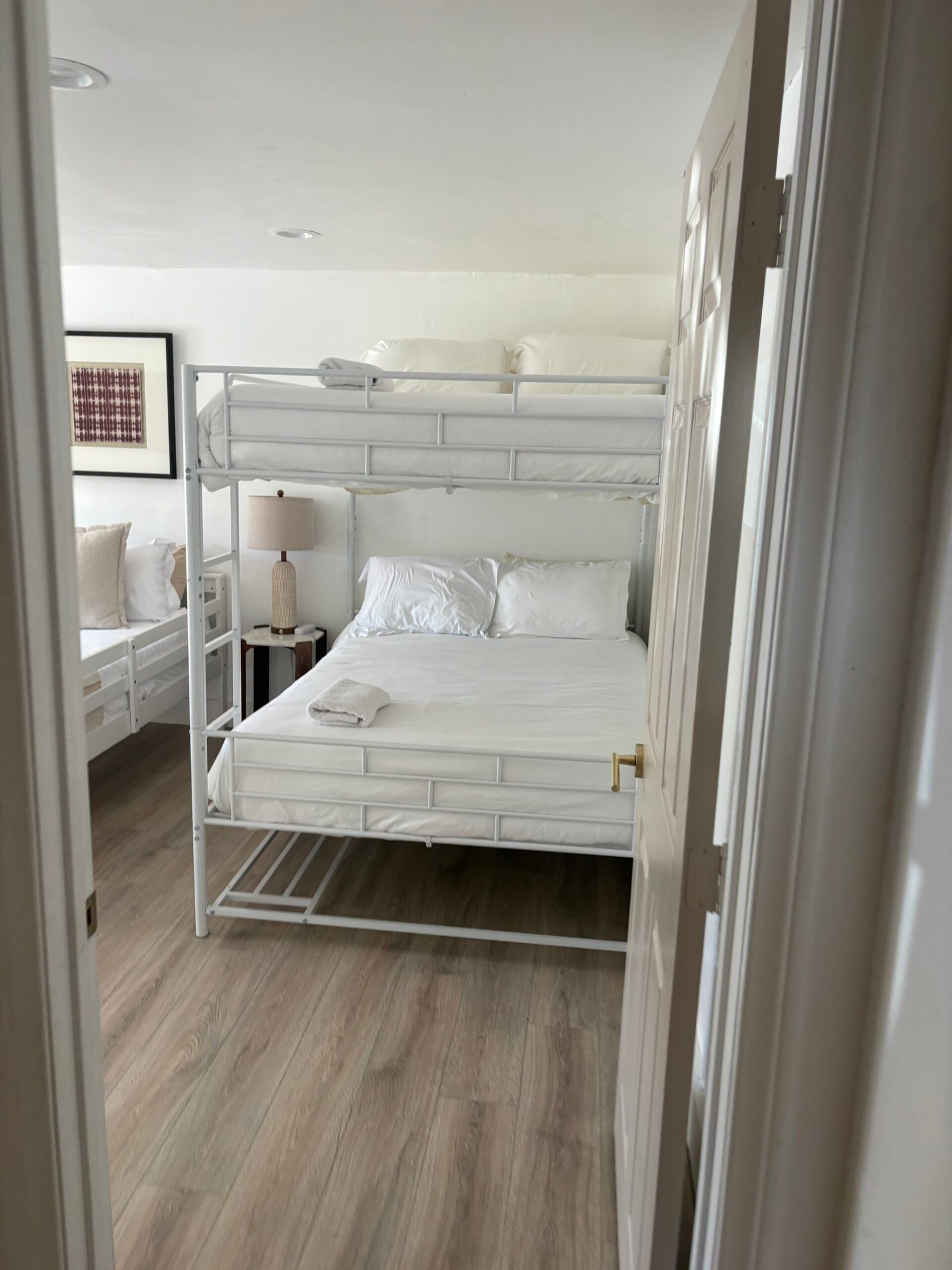 Clean, empty room ready for a move