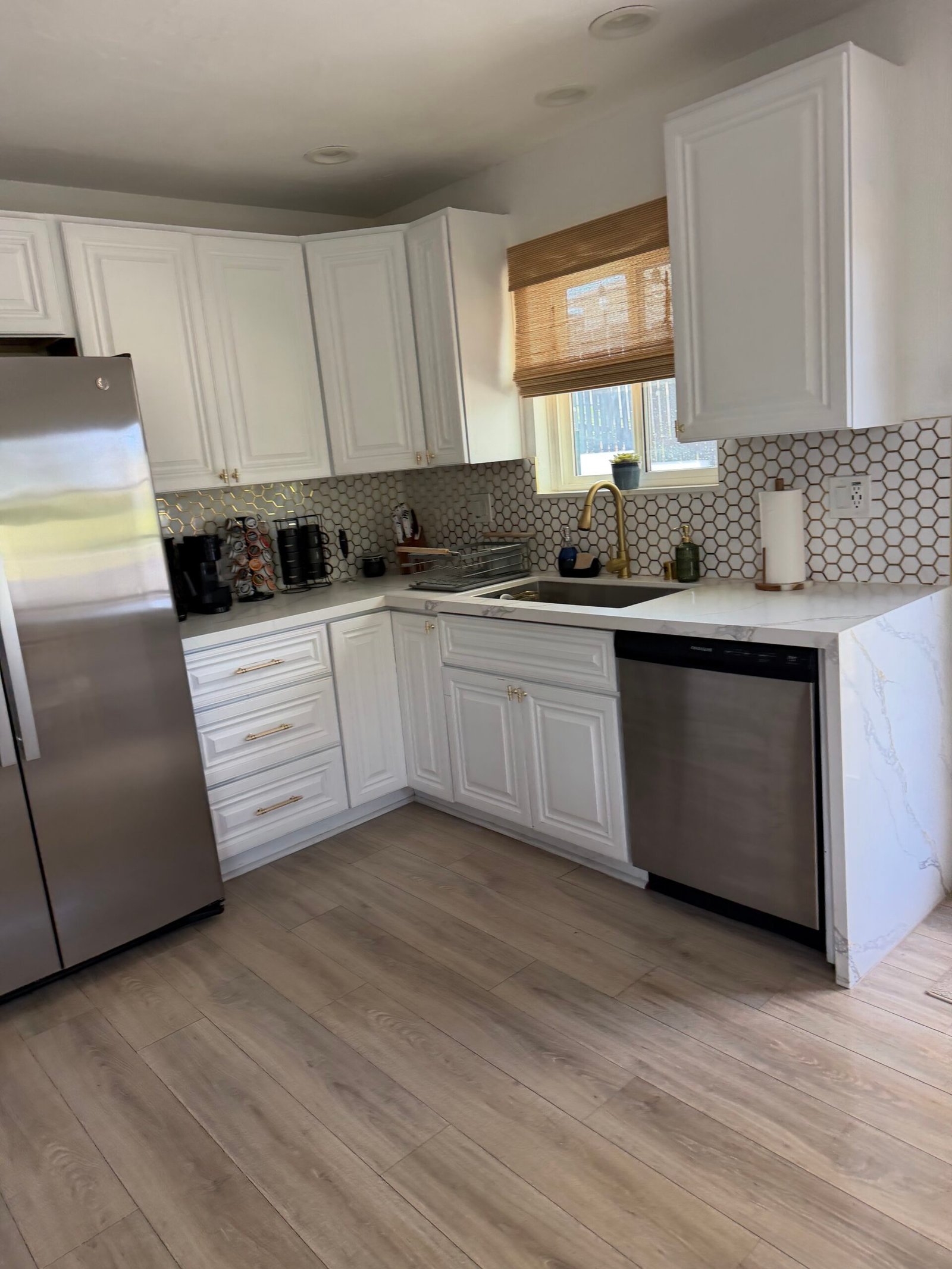 Clean kitchen cabinets and countertop