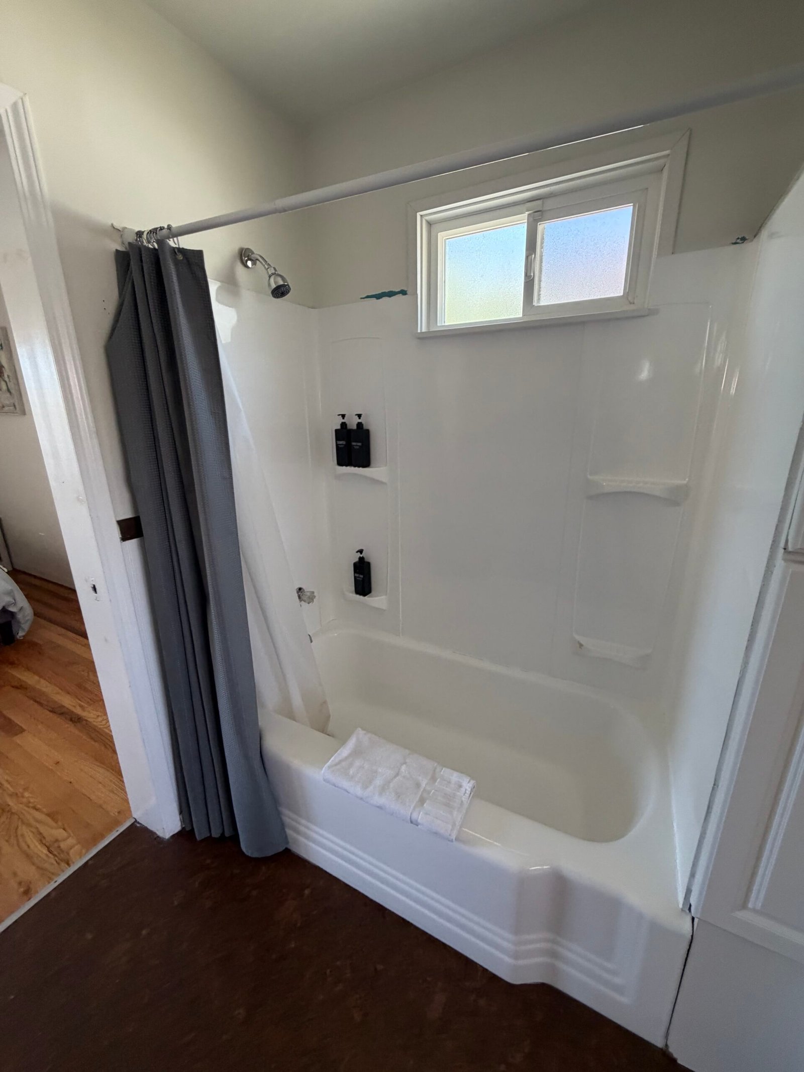 Clean home for busy professionals with no time to clean