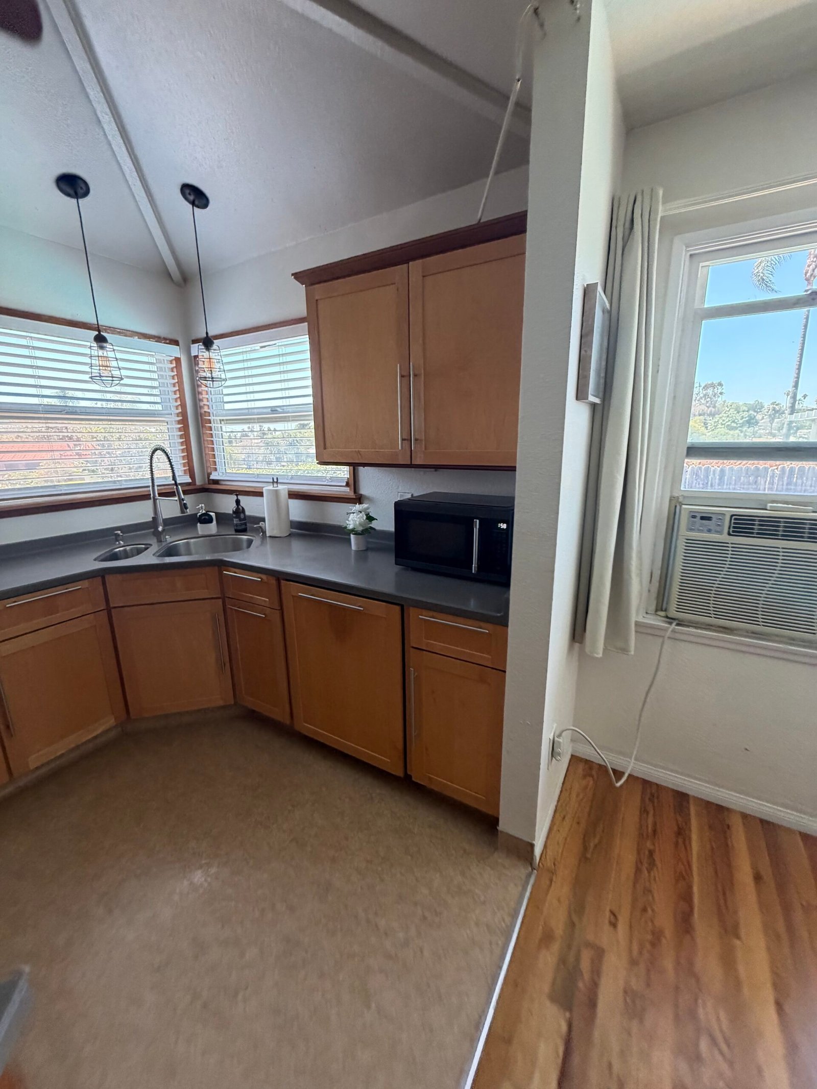 Suddenly Clean Airbnb and vacation rental turnover cleaning in El Cajon, CA