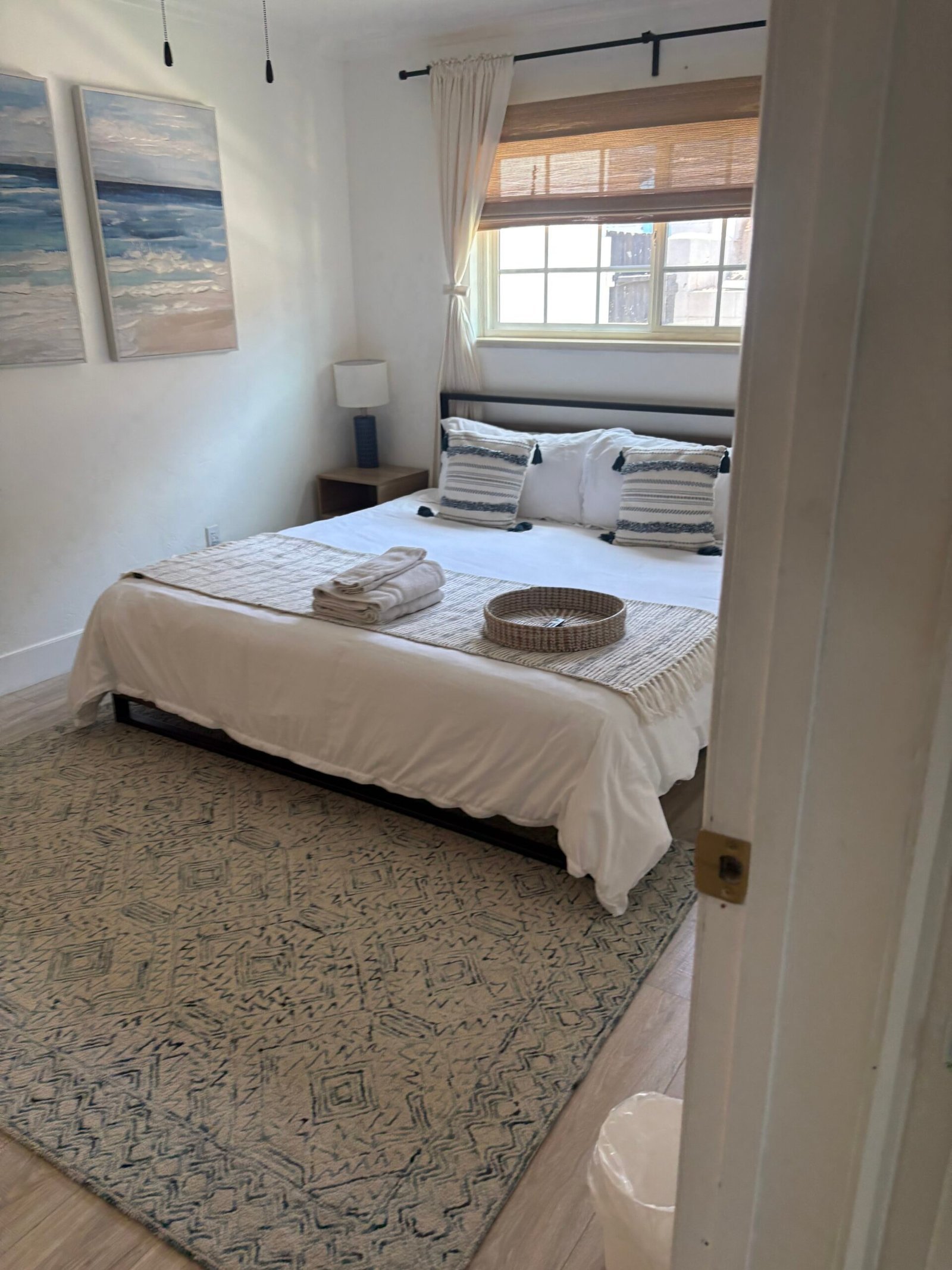 Clean, move-in ready room